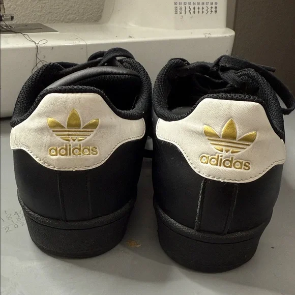 Adidas Black and White Sneakers with Gold Logo - Picture 2 of 6